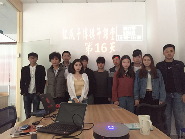 2017年，一起成為優秀專家